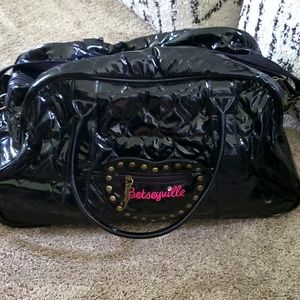 Betseyville Quilted Heart Rolling Duffle
